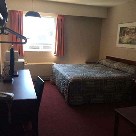 Midtown Motor Inn Bonnyville Dış mekan fotoğraf